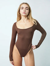 1pc Women's Casual Dark Brown Crew Neck Long Sleeve Bodysuit, Simple & Versatile For Autumn/Winter